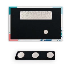 Badge rectangulaire attache aimantée 68x45mm